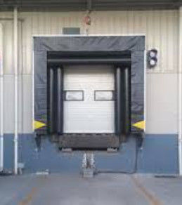 2000*2000*500 mm Wielkość platformy Dock Leveler Obciążenie dynamiczne 6800kg/ Obciążenie statyczne 13600kg I grubość wargi 16mm do załadunku magazynowego