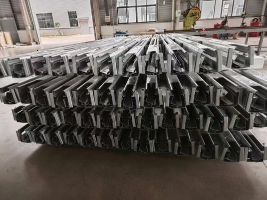 40mm Izolowane drzwi garażowe sekcjonalne