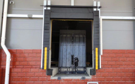 Hydrauliczne ładowanie pionowy poziomnik doku dla platform kolejowych do przechowywania na zimno