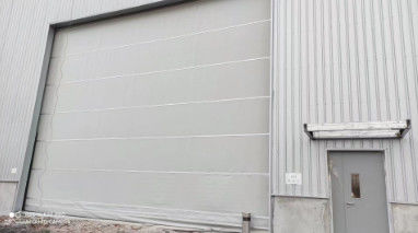 Wysokiej prędkości pionowe drzwi z podnośnika z tkaniny do dużych otworów drzwi ISO 9001